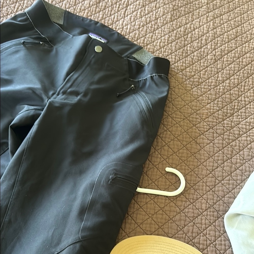 Patagonia Simple Hiking Pants sz 6 great condition